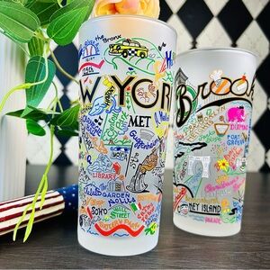 Pair New York & Brooklyn Frosted Glasses, 15oz Set of 2 Catstudio Collectible